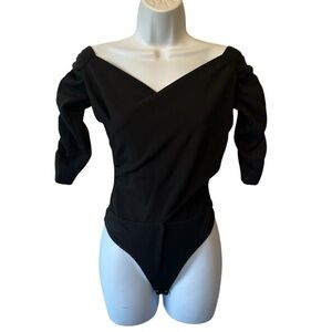 NBD Revolve bodysuit XS Black V-neck Ruched 3/4 sleeves stretch Womens top